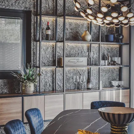 3 Vie Restaurant & Hotel